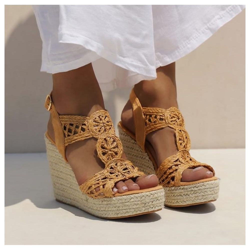 Cuña Trenzada MÉRIDA Camel Heve Cuña Trenzada MÉRIDA Camel Heve
